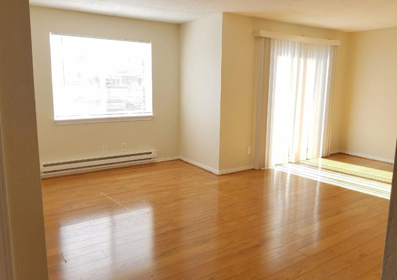 Seattle Apartment: 10725 Myers Way South