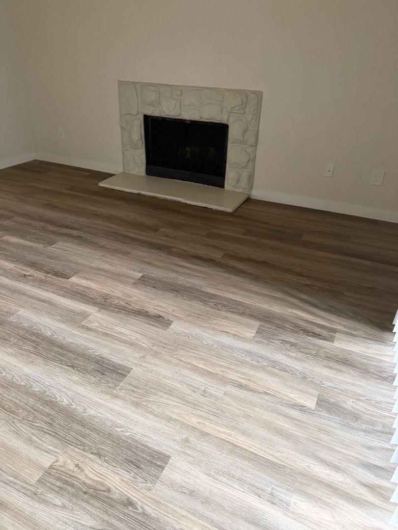 Federal Way Apartment: 29 South 341st Place