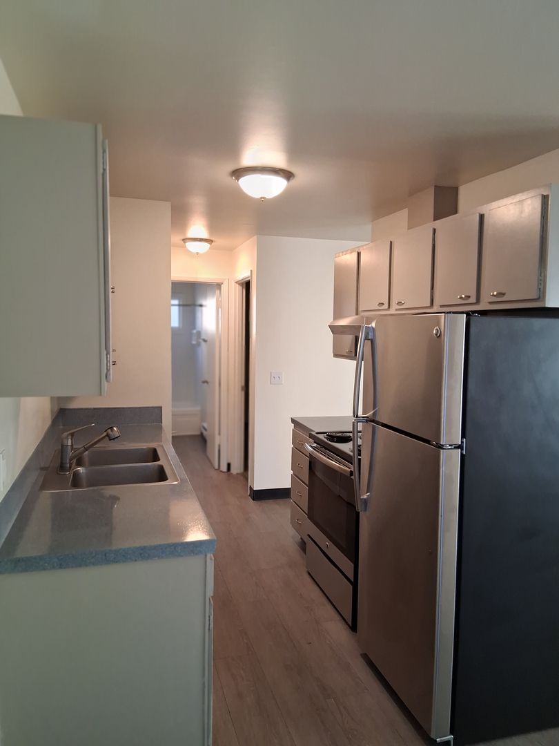 Seattle Apartment: 8820 & 8857 Delridge Way SW