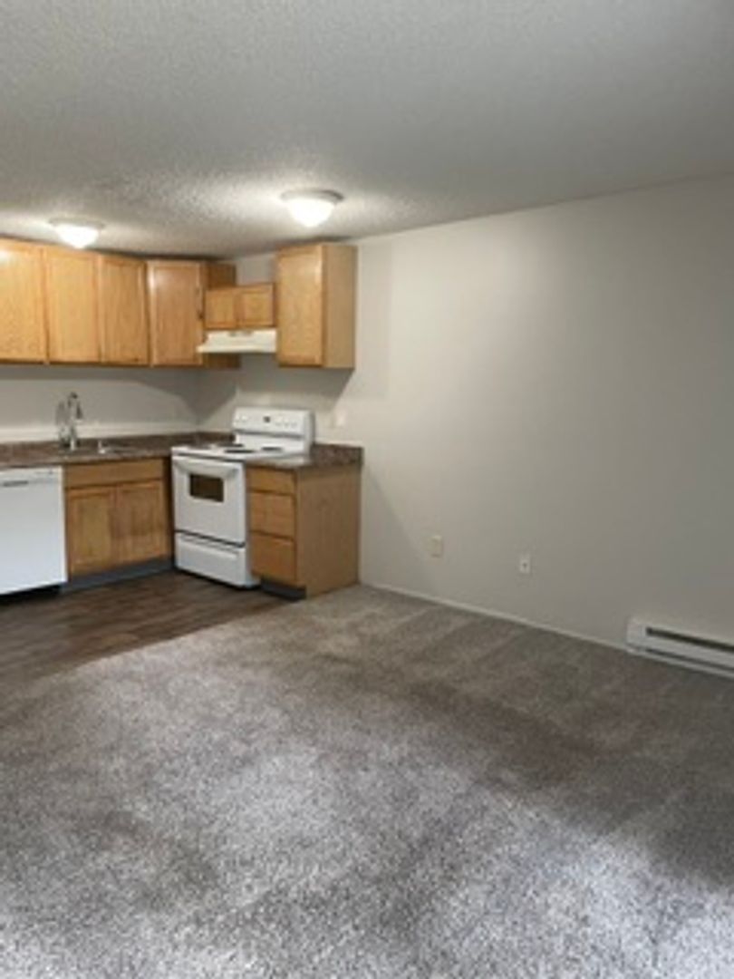 Tacoma Apartment: 1718 S 84th Street, office