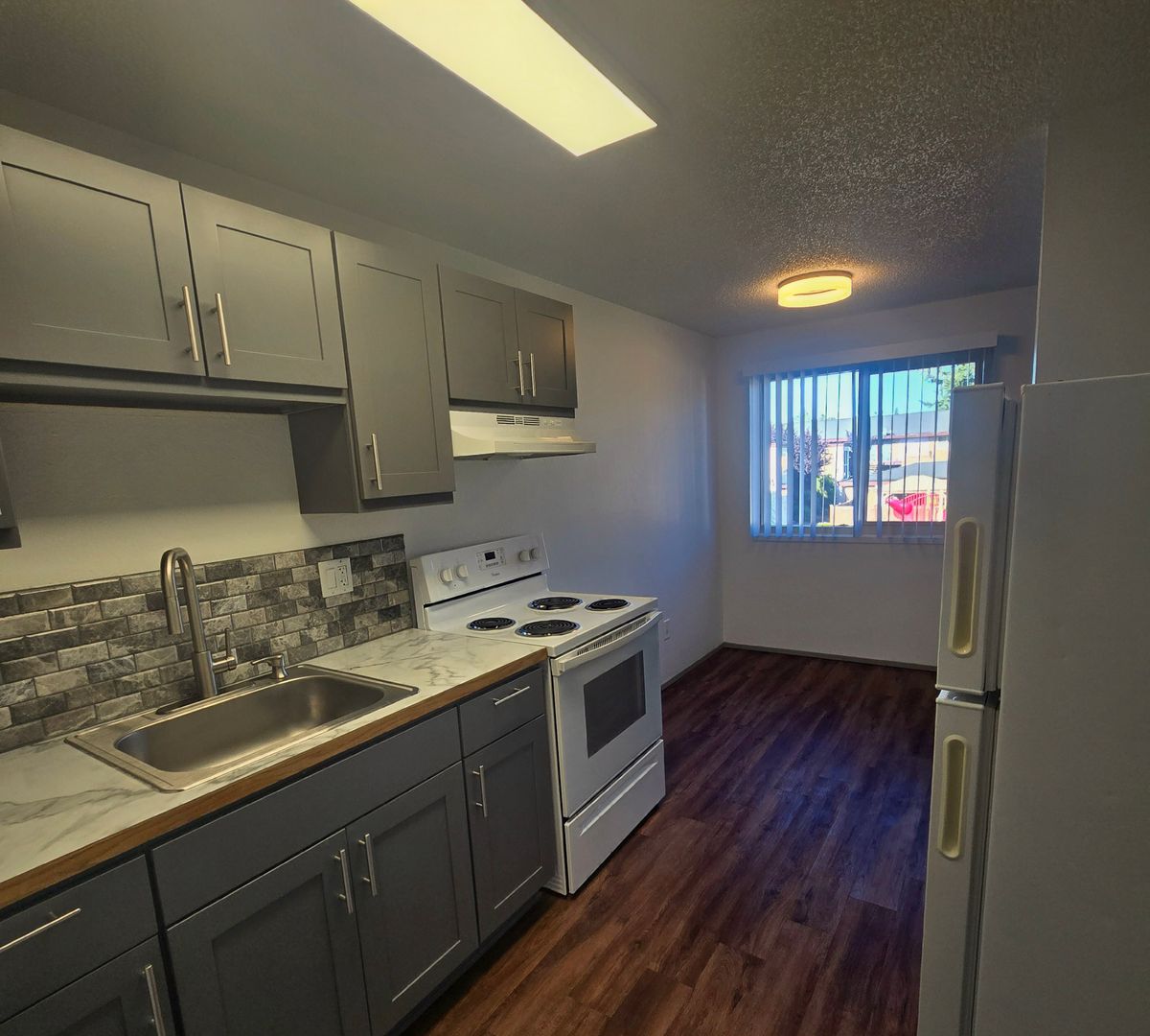 Seattle Apartment: 11020 16th Ave. SW, Apt 100