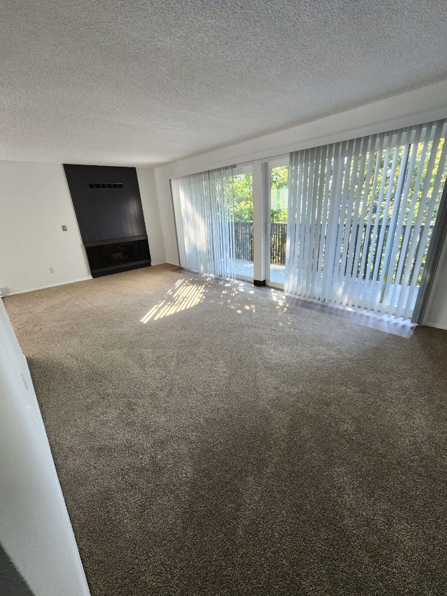 Burien Apartment: 12201 Ambaum Blvd SW