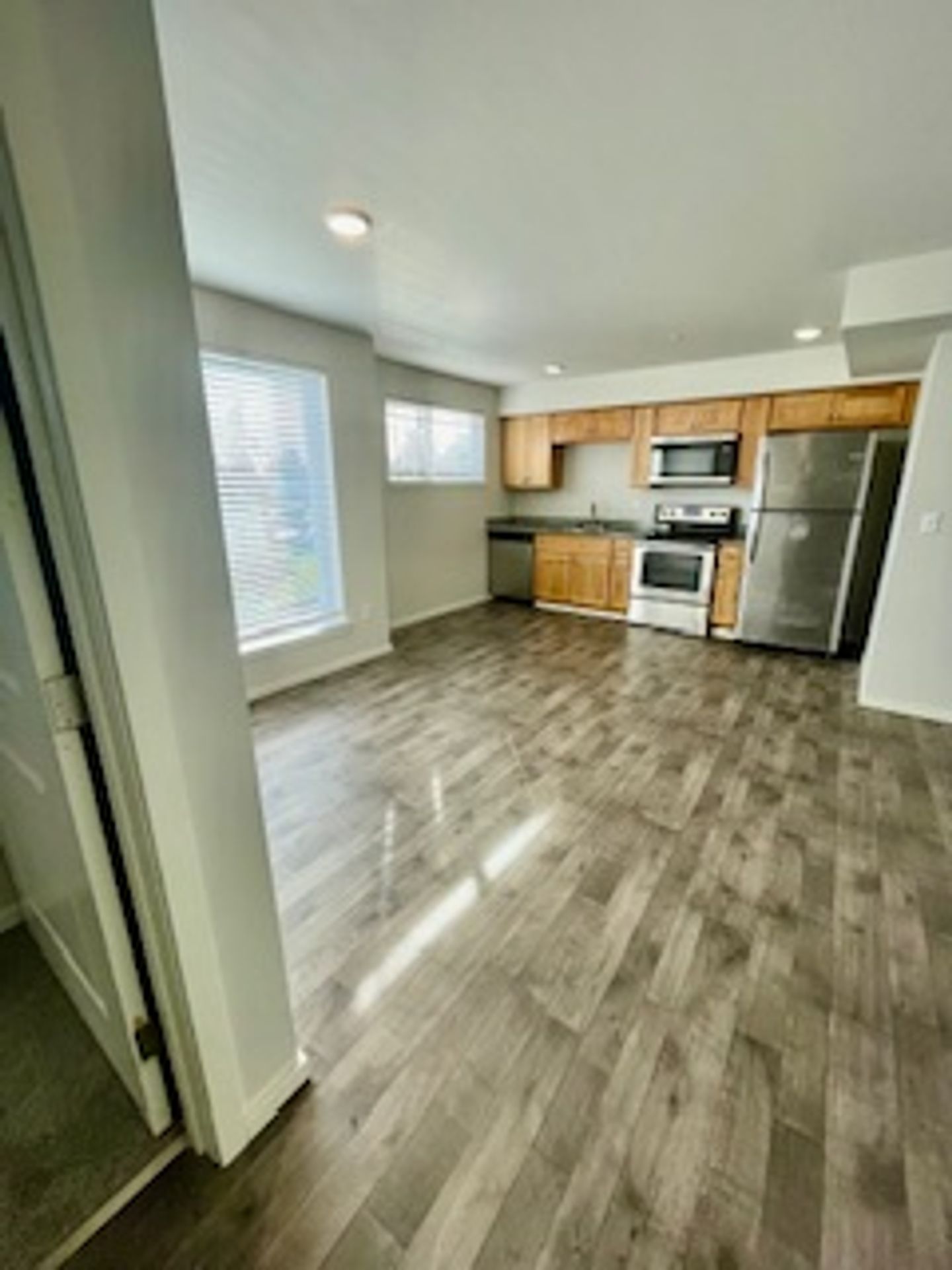 Tacoma Apartment: 2515 South 48th