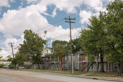 Modern amenities you can’t live without and at a price you can afford. – photo 1
