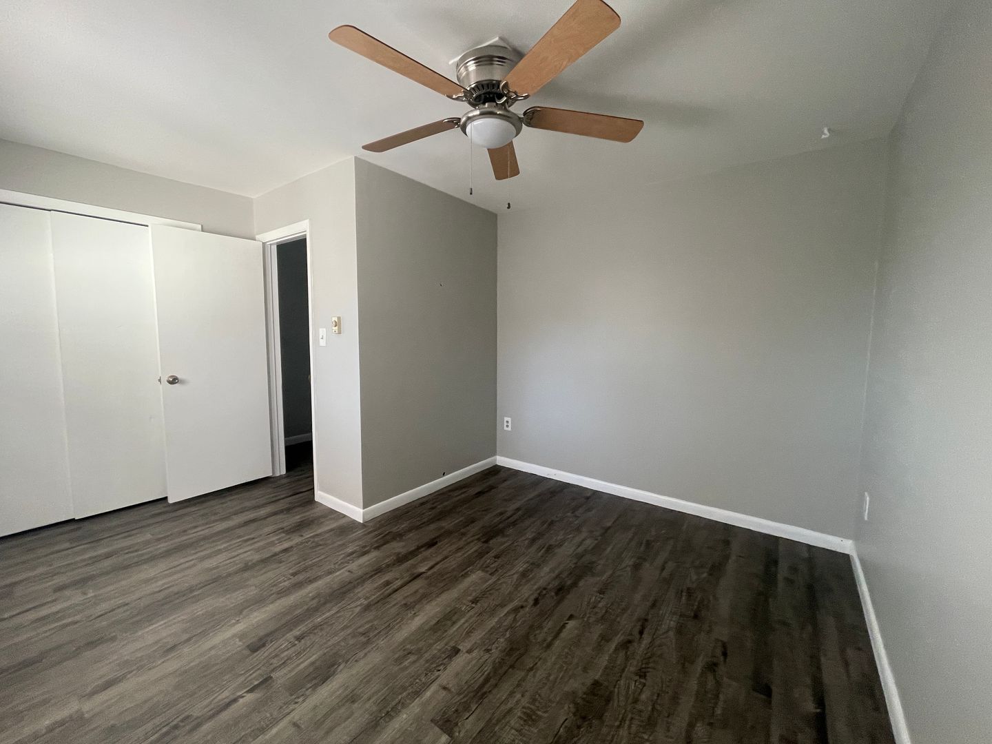 Leominster Apartment: 597 Main St