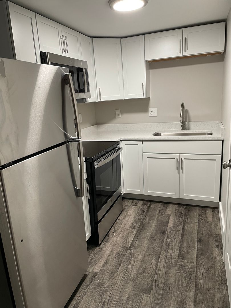 Leominster Apartment: 71 Pleasant St