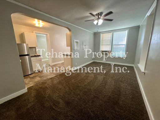 1 Bedroom 1 Bath Downstairs Unit in Building Complex. *Two weeks free off of second months rent*.