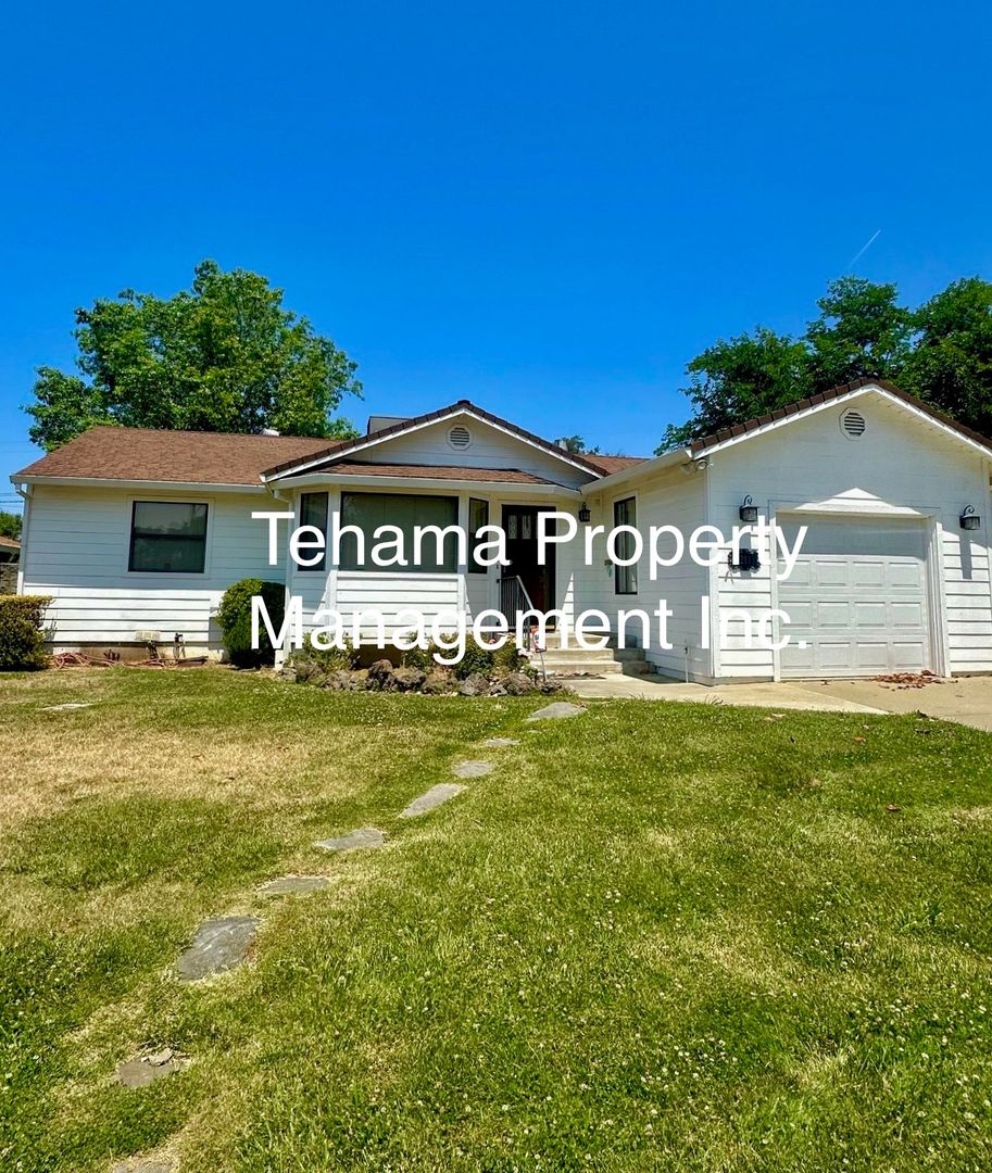 Red Bluff House: 211 Encinal Dr.