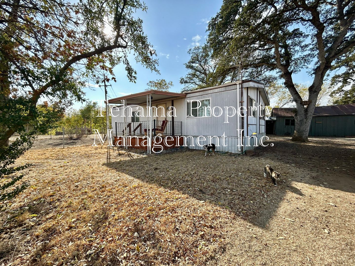 Red Bluff House: 18570 Red Bank Rd