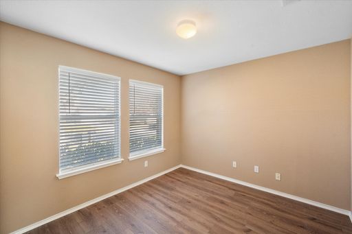 1049 Triple Crown Drive, Fort Worth, TX 76179