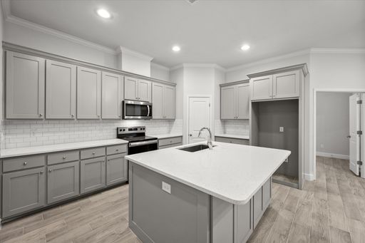 2343 Spring Park Blvd, Arlington, TX 76016