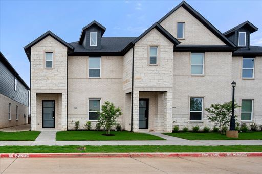 2355 Spring Park Blvd, Arlington, TX 76016