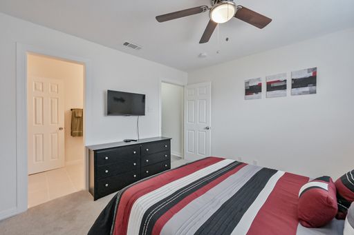 2735 Water Oak Drive, Grand Prairie, TX 75052