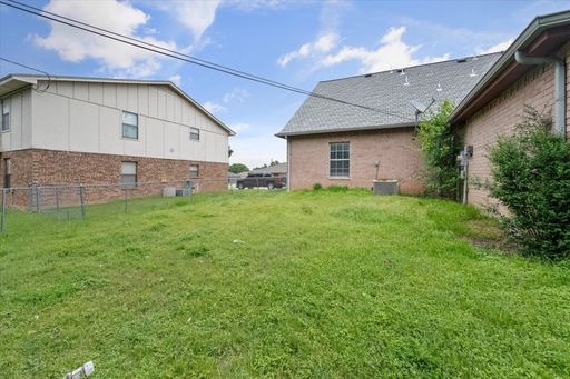 612 Kings Way Dr - Unit A, Mansfield, TX 76063
