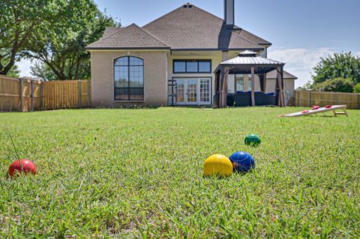 2735 Water Oak Drive, Grand Prairie, TX 75052