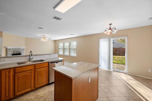 1049 Triple Crown Drive, Fort Worth, TX 76179