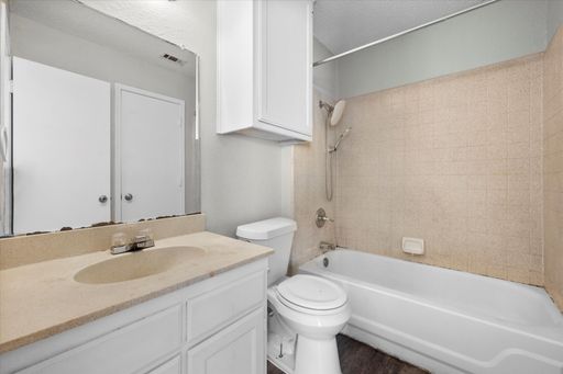 606 Kings Way Drive - Unit C, Mansfield, TX 76063