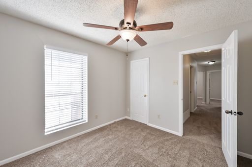 1521 Stratford Dr, Mansfield, TX 76063