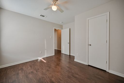 607 Kings Way Dr, Unit B, Mansfield, TX 76063