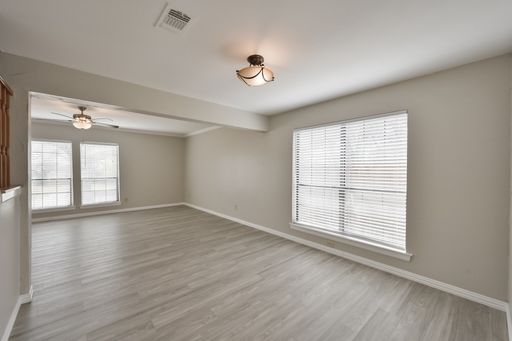 1521 Stratford Dr, Mansfield, TX 76063