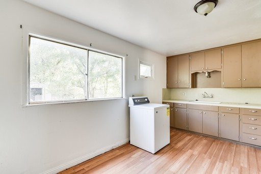 344 NW Renfro St, Burleson, TX 76028