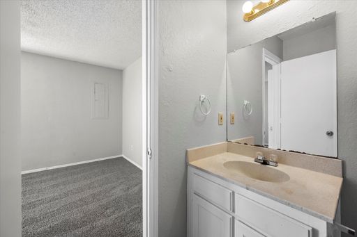 606 Kings Way Drive - Unit C, Mansfield, TX 76063