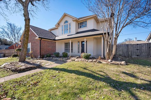 16 Atlantic Avenue, Midlothian, TX 76065