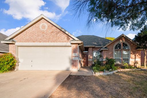 309 Shane Ln, Burleson, TX 76028