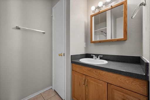 612 Kings Way Dr - Unit A, Mansfield, TX 76063