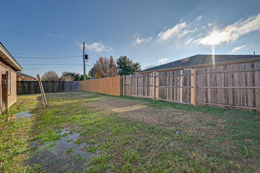 607 Kings Way Dr, Unit B, Mansfield, TX 76063