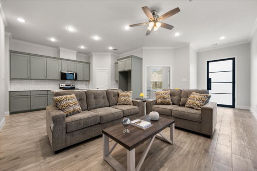 2355 Spring Park Blvd, Arlington, TX 76016