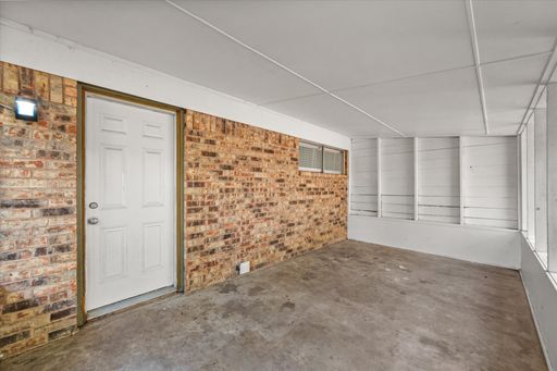 1803 Harry Court, #B, Arlington, TX 76012