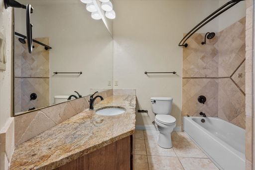 3325 Vista Lake Circle, Mansfield, TX 76063
