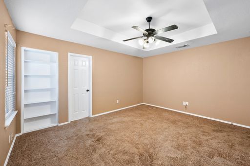 309 Shane Ln, Burleson, TX 76028