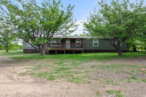 12325 Hudson Drive, Alvarado, TX 76009
