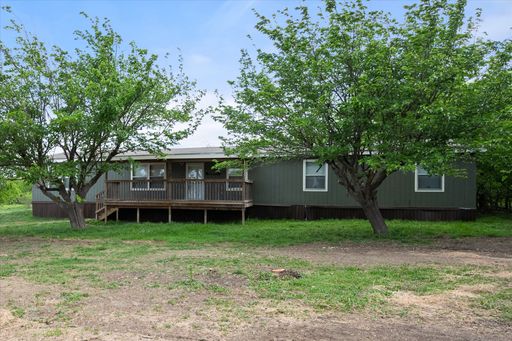 12325 Hudson Drive, Alvarado, TX 76009