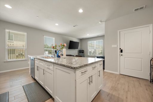 4813 Spirited Pathway, Haltom City, TX 76117