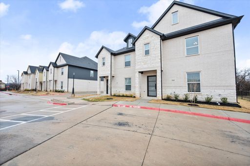 2333 Spring Park Blvd, Arlington, TX 76016