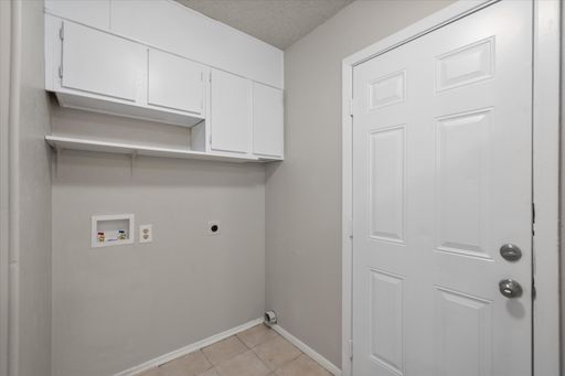 1803 Harry Court, #B, Arlington, TX 76012