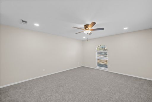 2001 San Jacinto Dr, Arlington, TX 76012