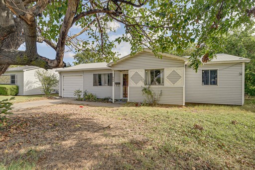 344 NW Renfro St, Burleson, TX 76028