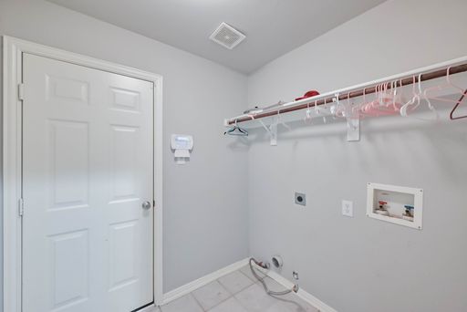 4 Blue Meadow Court, Mansfield, TX 76063