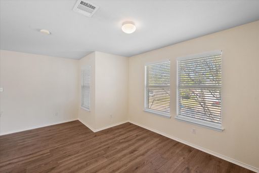 1049 Triple Crown Drive, Fort Worth, TX 76179