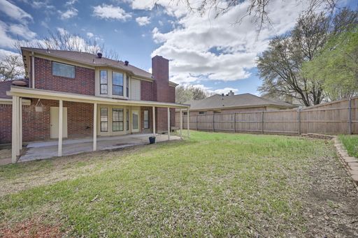 1521 Stratford Dr, Mansfield, TX 76063