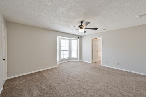 1521 Stratford Dr, Mansfield, TX 76063
