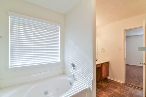 307 Stell Ave., Mansfield, TX 76063