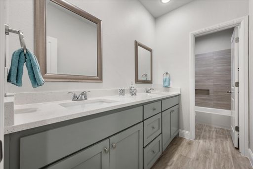 2355 Spring Park Blvd, Arlington, TX 76016