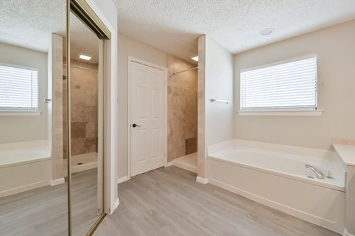 1521 Stratford Dr, Mansfield, TX 76063