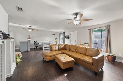 5184 Teague Road, Fort Worth, TX 76140