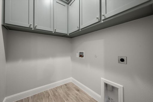 2355 Spring Park Blvd, Arlington, TX 76016